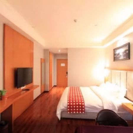 Hotel Ibis Chongqing Airport Extérieur photo