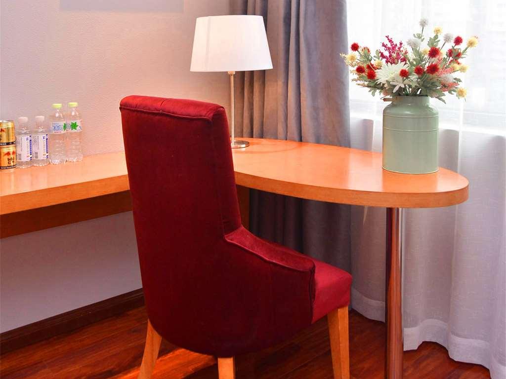 Hotel Ibis Chongqing Airport Extérieur photo
