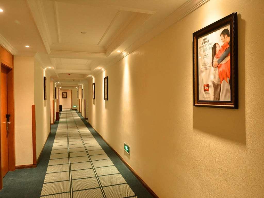 Hotel Ibis Chongqing Airport Extérieur photo